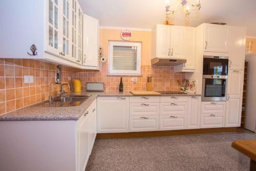 Apartment In Porec/istrien 39700