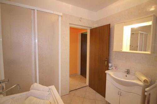 Apartment In Porec/istrien 37126