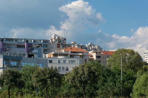 Hostal Luxury Rooms Near The Beach2