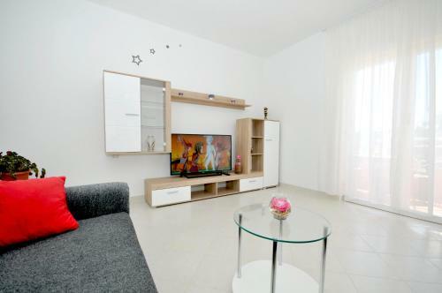 Apartment Mira