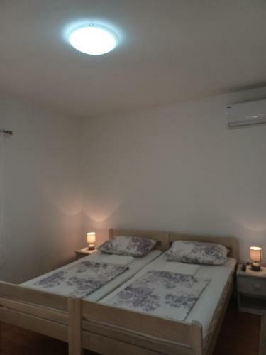 Apartment Mira
