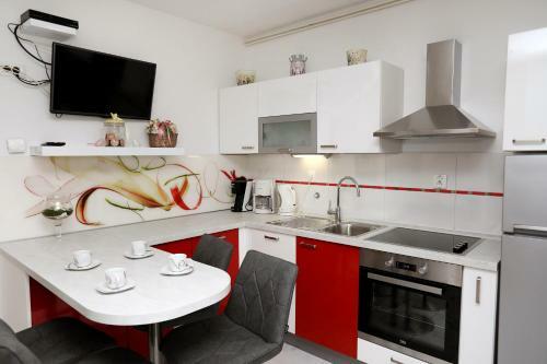Delux Apartment Near The Sea