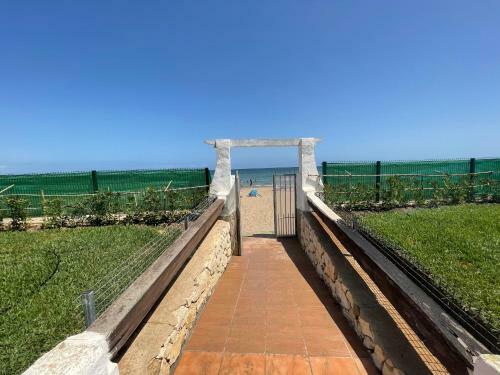 Apartamento Los Alamos Primera Linea Playa
