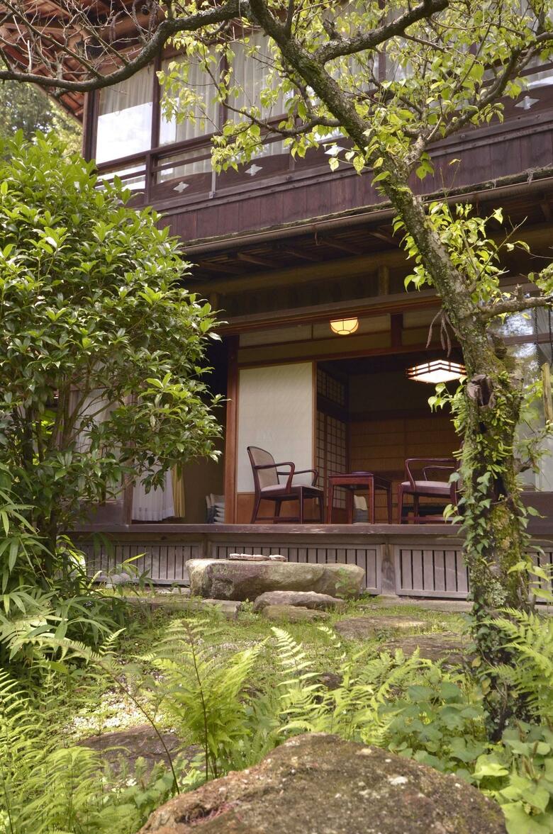 Yunoshimakan