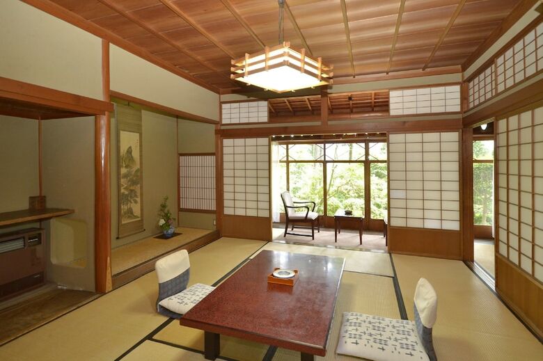 Yunoshimakan