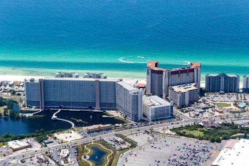 Laketown Wharf 702