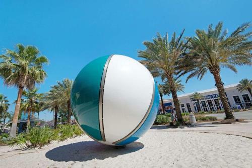 Laketown Wharf 702