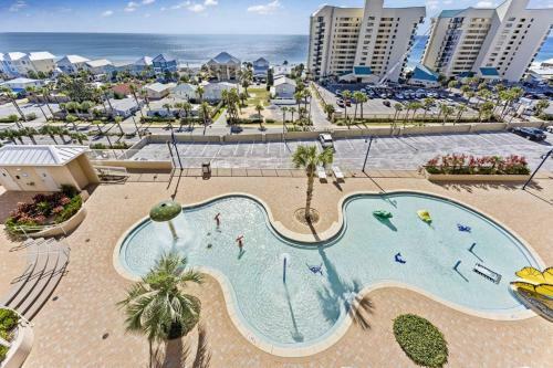 Laketown Wharf 702
