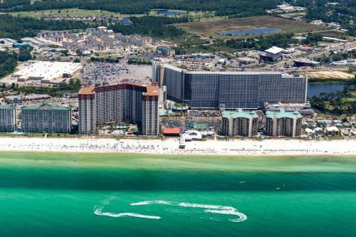 Laketown Wharf 702
