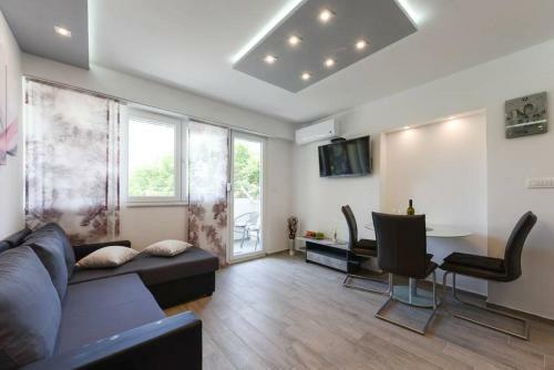 Reza Luxury Apartment