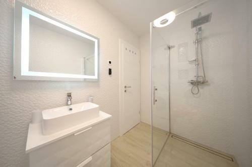 City Marine Luxury Apartments