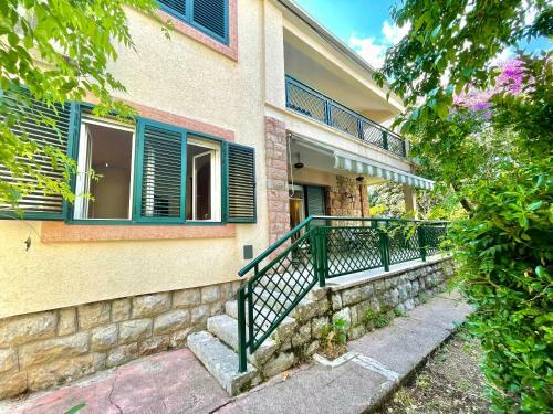 Apartamento Family Vacation Home Gospostina
