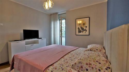 Dejan Apartment City Center