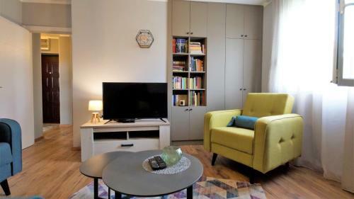 Dejan Apartment City Center