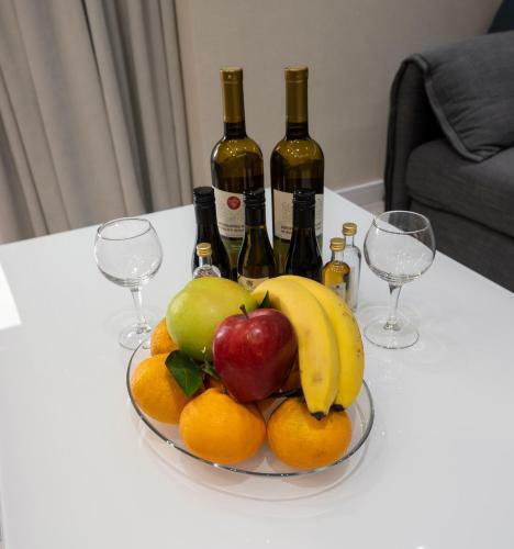 Gq Premium Apartments In Alliance Palace