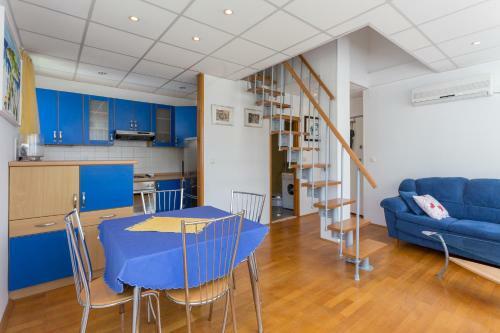 Apartment Nikatoni