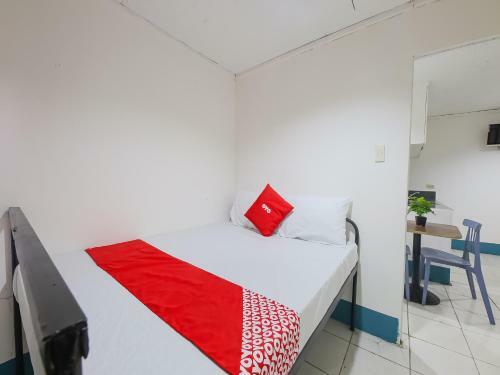 Hotel Vaccinated Staff - Oyo 809 Crowne One Condo