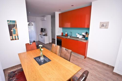 Apartment I&i