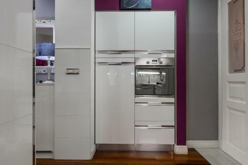 Apartamentos House Delmarco