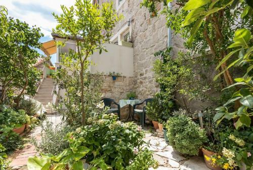 Hostal Guest House Kala