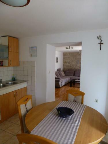 Apartment Elena Rooms