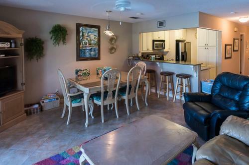 Lakefront By Seascape Resort