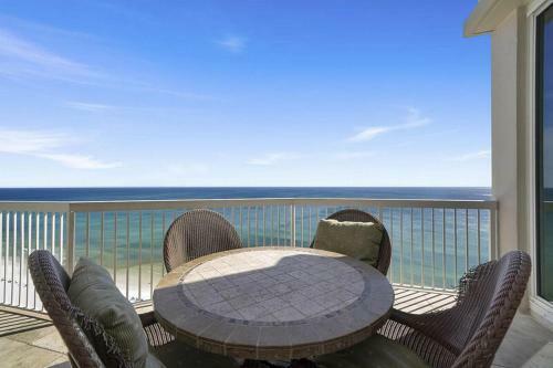 Silver Beach Towers Ph 1901 By Five Star Properties
