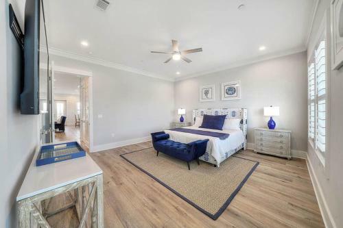 Live It Well By Five Star Properties
