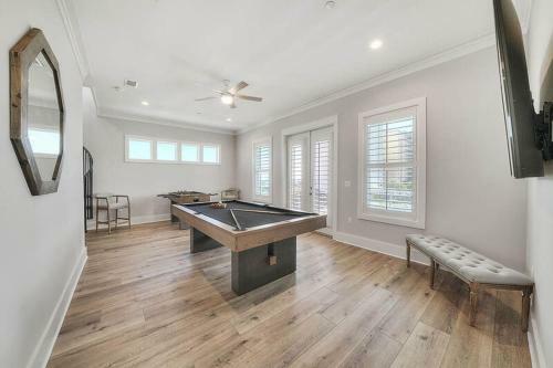Live It Well By Five Star Properties