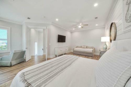 Live It Well By Five Star Properties