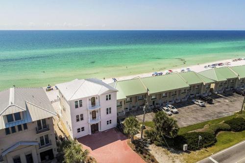 Sanctuary At Frangista Beach By Five Star Properties