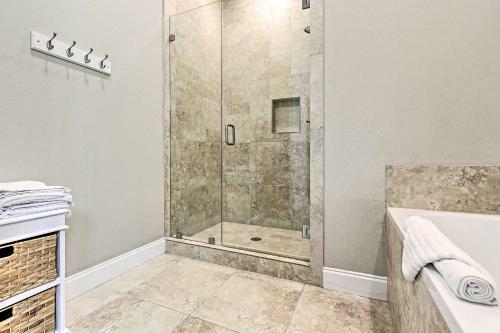 Apartamento Luxurious Alerio Condo With Private Beach Access!
