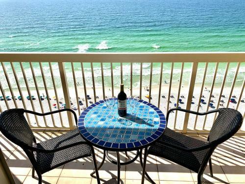 Apartamento Just Updated - Beachfront Ocean View, 19th Floor
