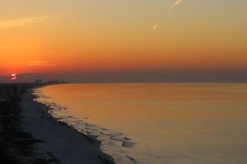 Apartamento Just Updated - Beachfront Ocean View, 19th Floor
