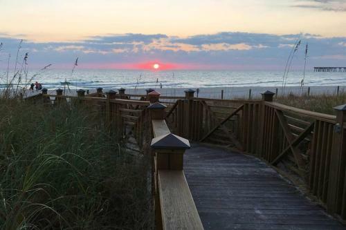 Apartamento Grand Panaama Beach Resort With Ocean View