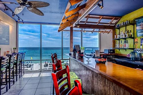 Tidewater Beach Resort 712