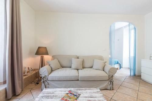 1 Bedroom Apartment In Nice Port