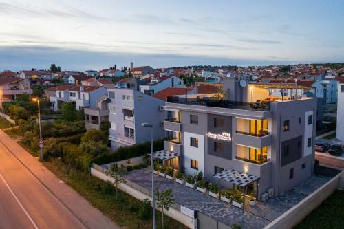 Apartamentos Luxury Majpruz Suites