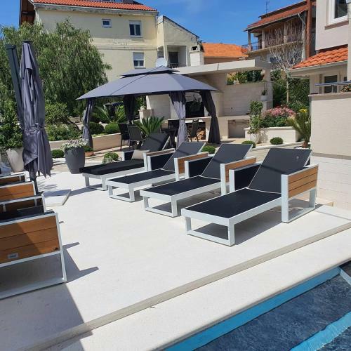 Calypso Royal Apartment