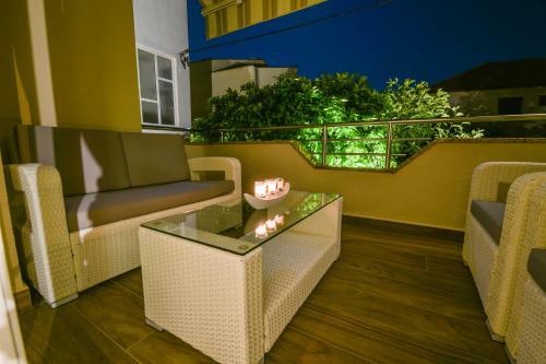 Calypso Royal Apartment