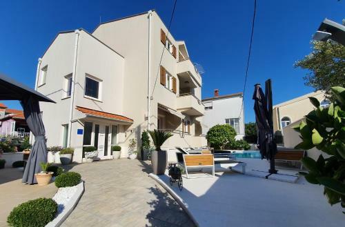 Calypso Royal Apartment