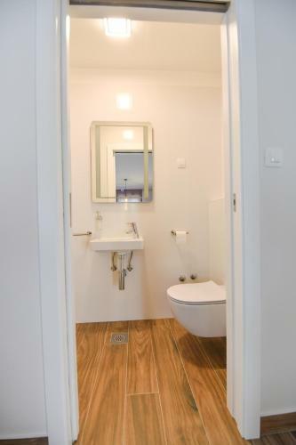 Calypso Royal Apartment