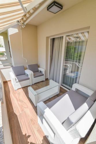 Calypso Royal Apartment