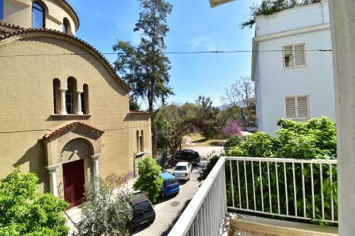 Classy 2 Bedroom Apartment Under Acropolis At Thissio
