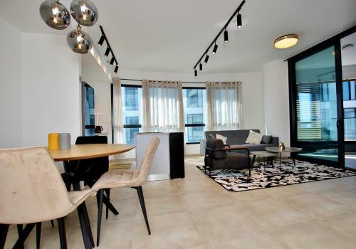 Apartamento Sea View Apt With Private Parking 2 Bedrooms - New