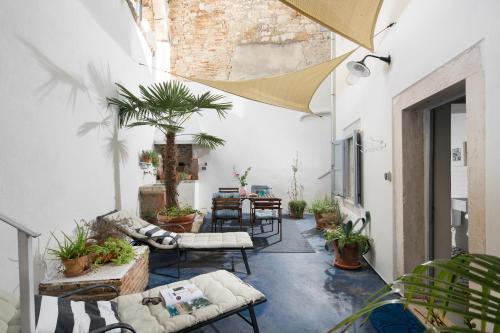 Apartments & Room Carera 6