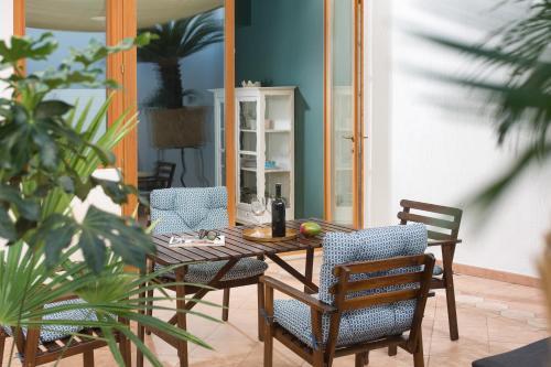 Apartments & Room Carera 6