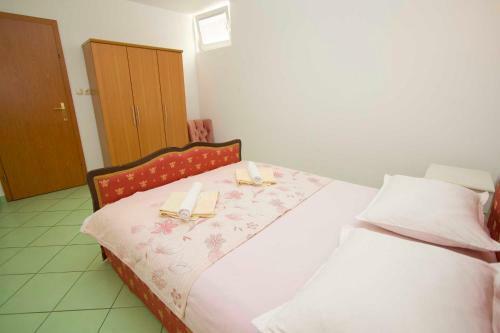 Apartments Srdjan
