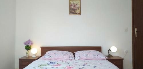 Hostal Rooms Loncar