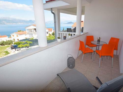 Apartment Slatine 8